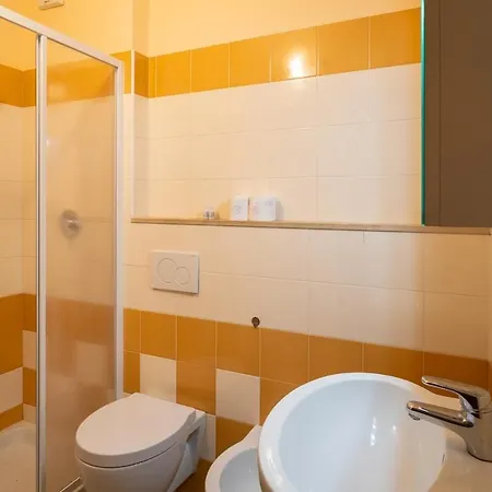 -zia Anna-apartment In The Heart Of * سانريمو